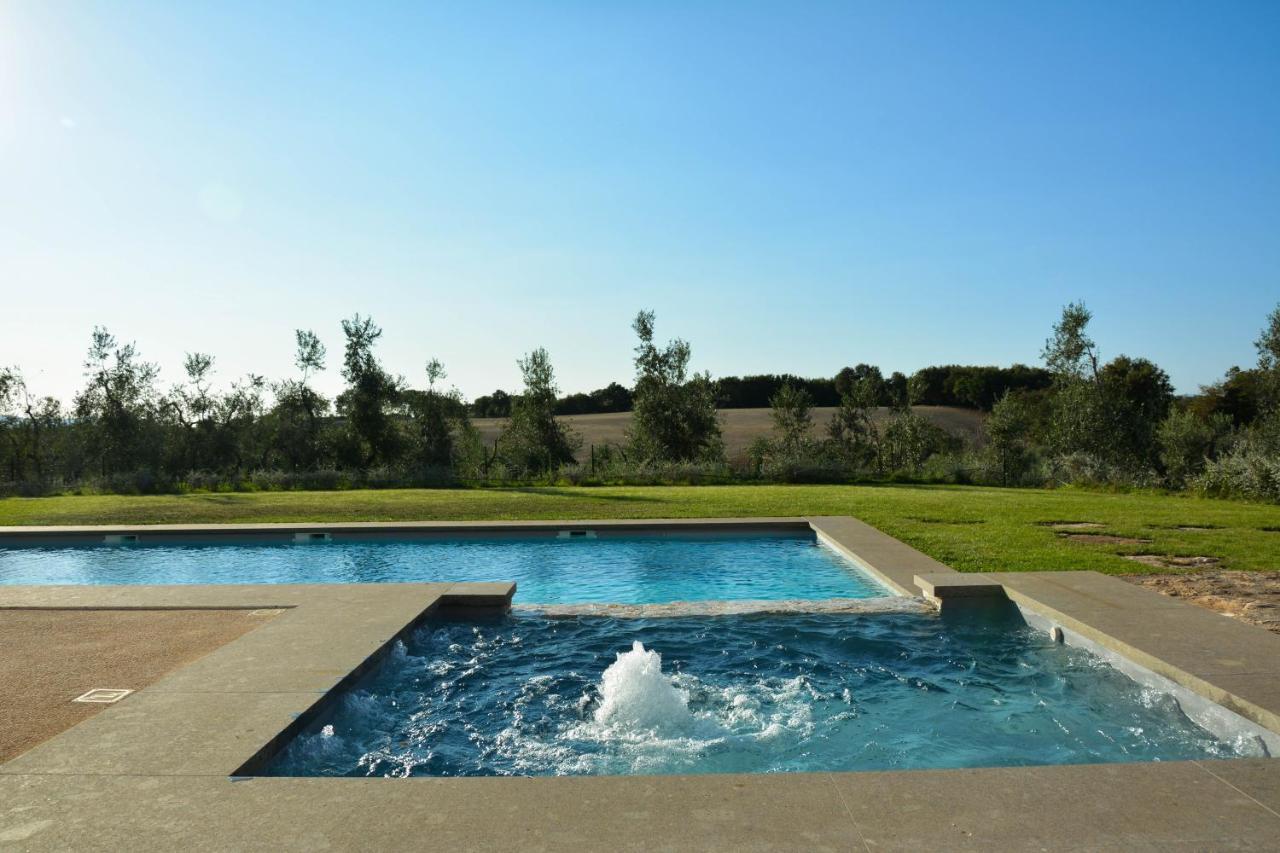 Agriturismo Casale Bonaparte Cellere Exterior photo