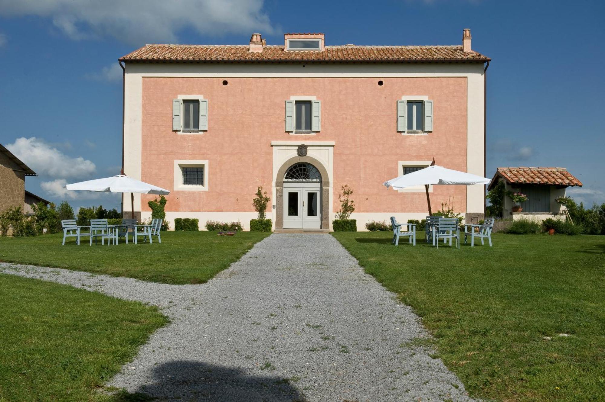Agriturismo Casale Bonaparte Cellere Exterior photo
